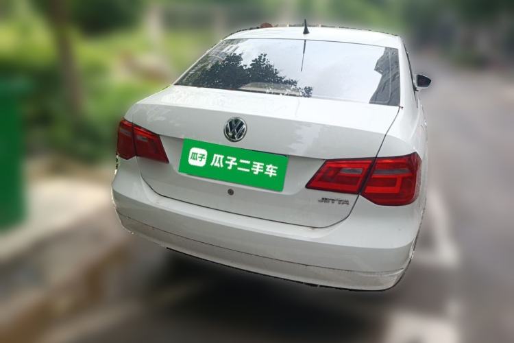Used Volkswagen Jetta 2015 Zhuihui Edition 1.4L Manual Fashion Model Rear