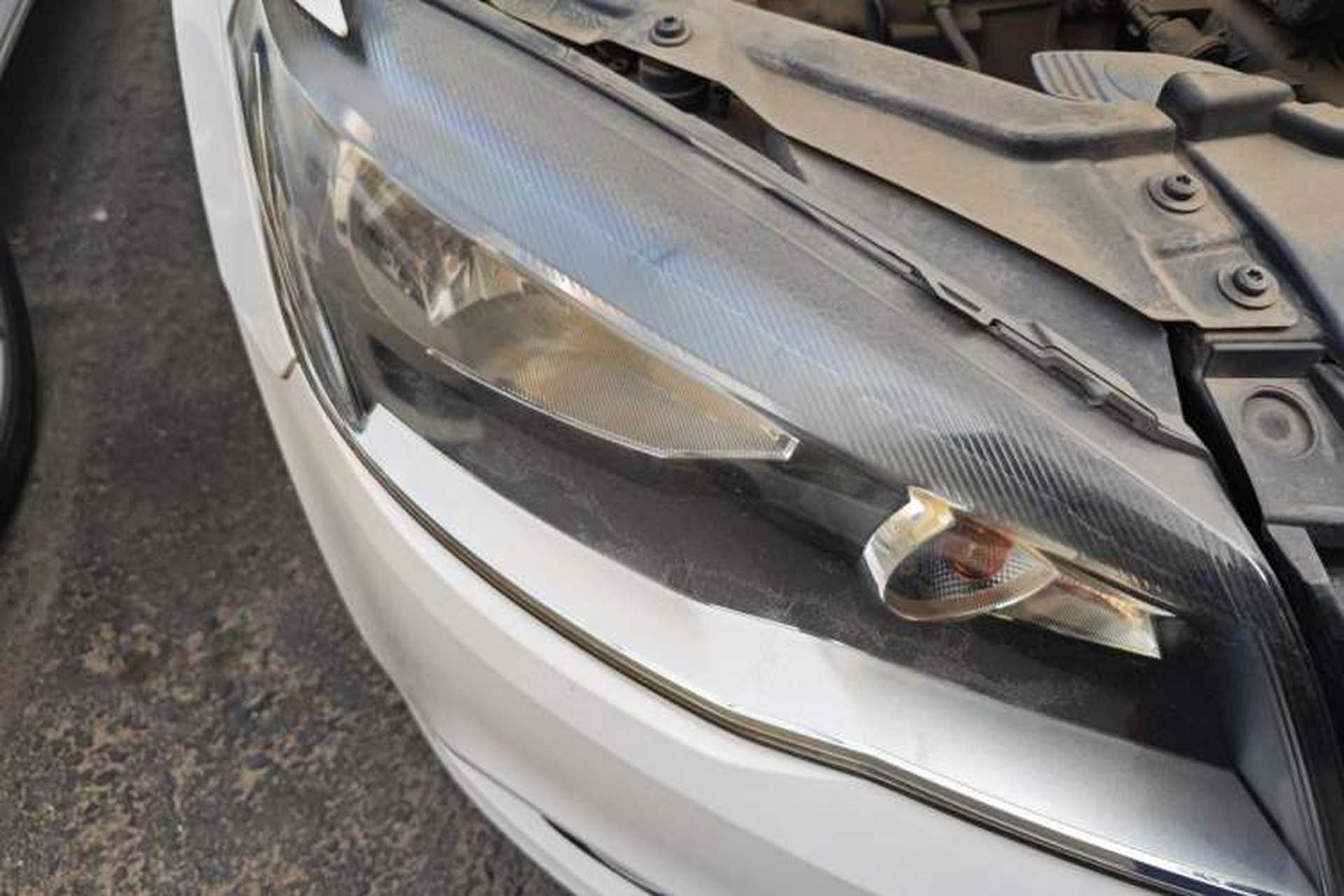 Used Volkswagen Jetta 2015 Zhuihui Edition 1.6L Manual Comfort Model Right Front Headlight