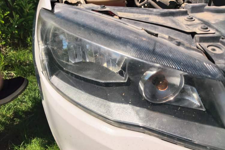 Used Volkswagen Jetta 2015 1.4L Manual Comfort Model Right Front Headlight