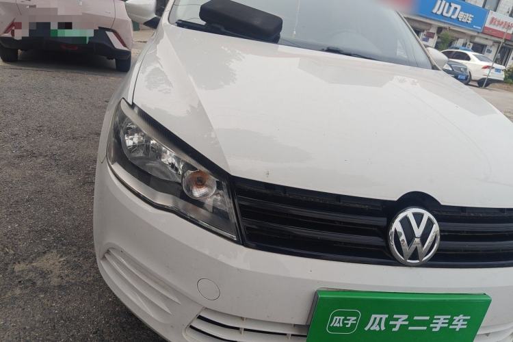 Used Volkswagen Jetta 2015 Zhuihui Edition 1.4L Manual Fashion Model Right Front Headlight