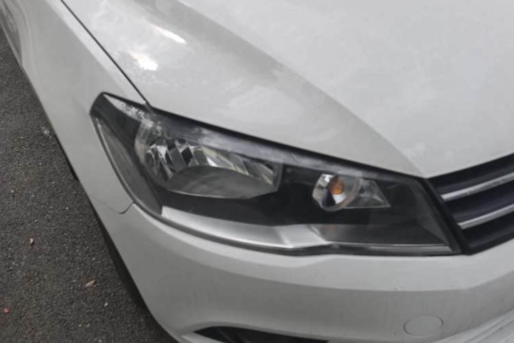 Used Volkswagen Jetta 2015 1.6L Manual Comfort Model Right Front Headlight