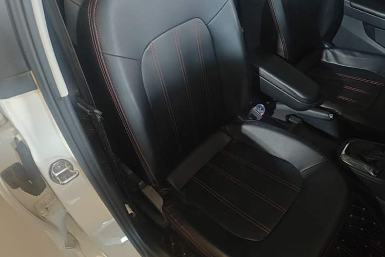 Used Volkswagen Jetta 2015 1.6L Automatic Comfort Model Right Front Seat
