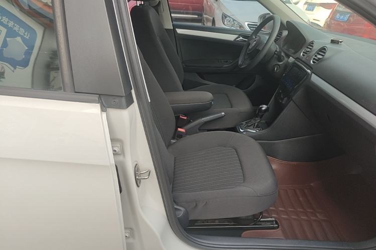 Used Volkswagen Jetta 2015 1.6L Automatic Comfort Model Right Front Seat