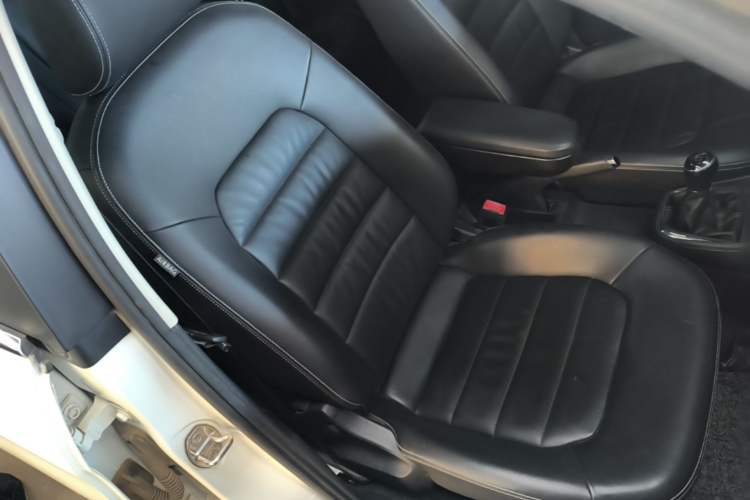 Used Volkswagen Jetta 2015 1.4L Manual Comfort Model Right Front Seat