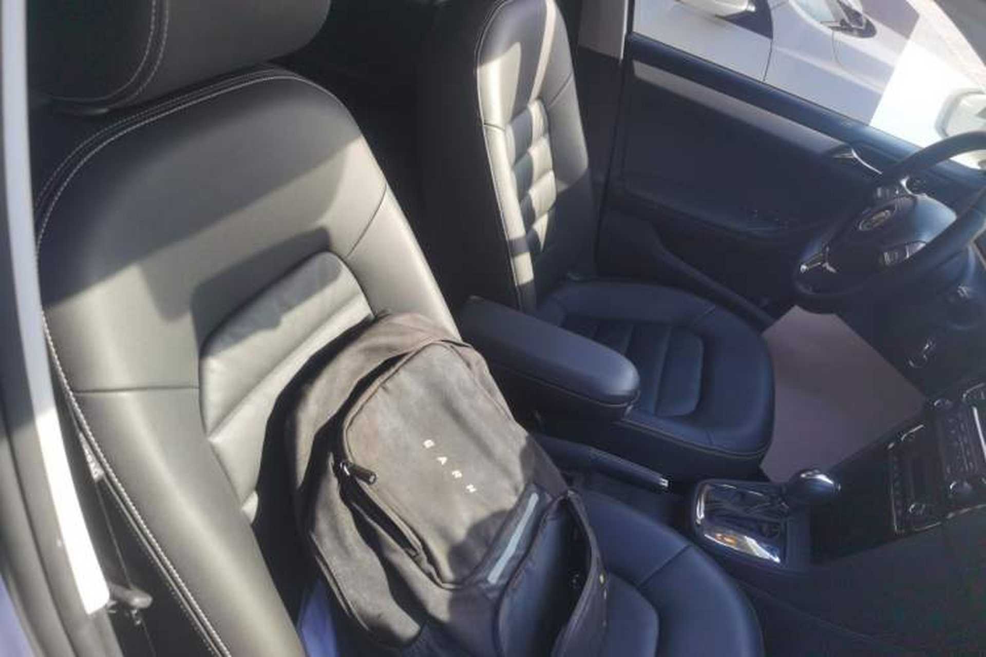 Used Volkswagen Jetta 2015 1.6L Automatic Luxury Model Right Front Seat