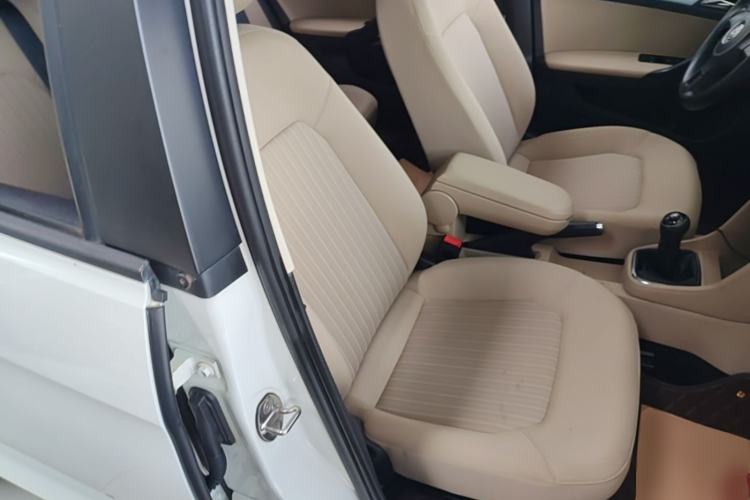Used Volkswagen Jetta 2015 1.4L Manual Comfort Model Right Front Seat