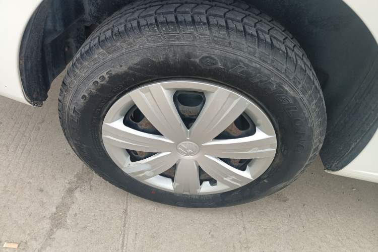 Used Volkswagen Jetta 2015 1.6L Manual Fashion Edition Right Rear Wheel Hub
