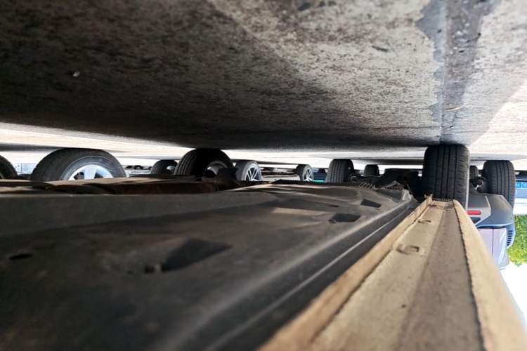 Used Volkswagen Jetta 2015 1.6L Automatic Luxury Model Right Side Sill