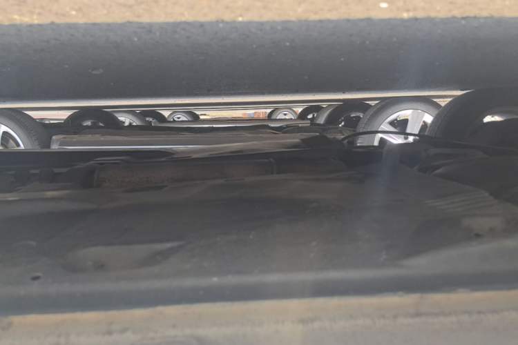 Used Volkswagen Jetta 2015 1.6L Automatic Luxury Model Right Side Sill