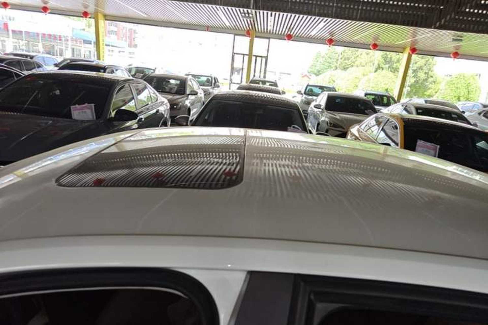 Used Volkswagen Jetta 2015 1.6L Automatic Comfort Model Roof