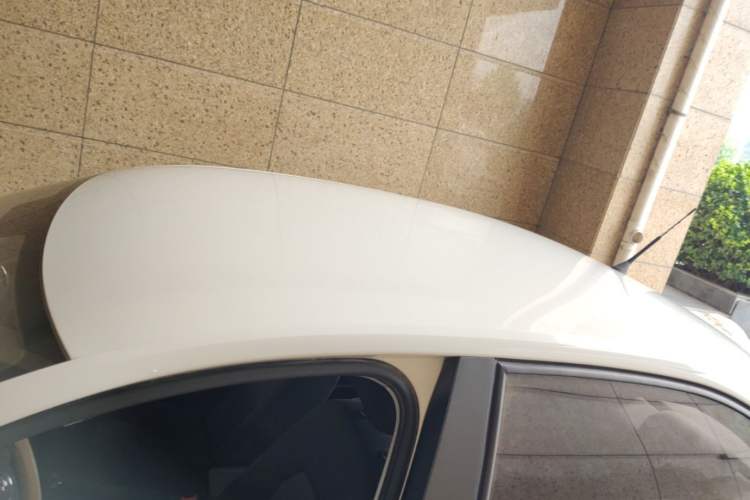 Used Volkswagen Jetta 2015 Value Edition 1.6L Manual Fashionable Style Roof