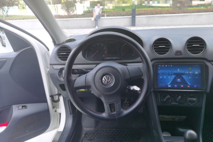 Used Volkswagen Jetta 2015 Value Edition 1.6L Manual Fashionable Style Steering Wheel