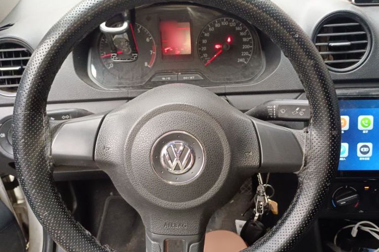 Used Volkswagen Jetta 2015 1.6L Manual Fashion Edition Steering Wheel