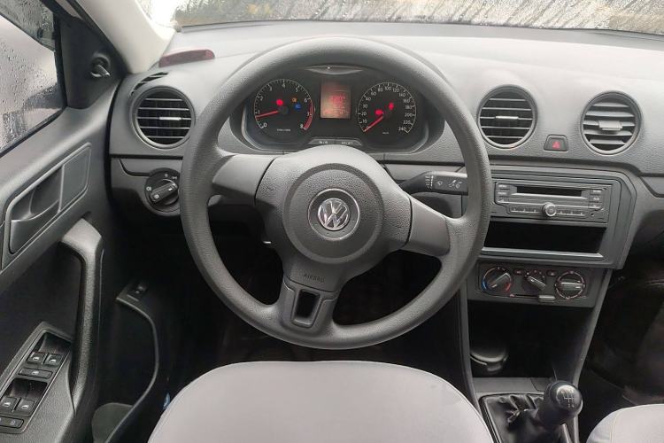Used Volkswagen Jetta 2015 1.6L Manual Fashion Edition Steering Wheel