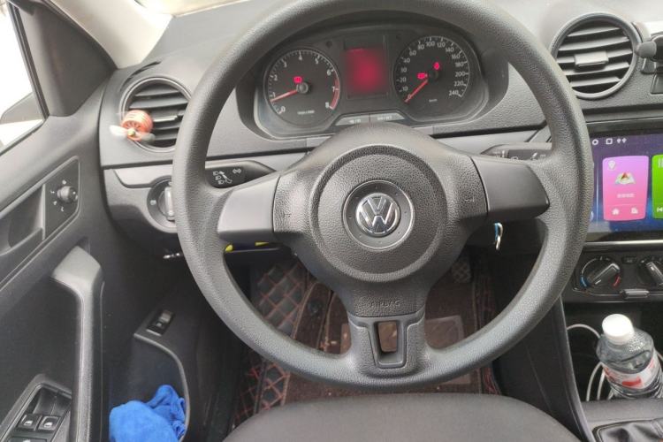 Used Volkswagen Jetta 2015 Value Edition 1.6L Manual Fashionable Style Steering Wheel