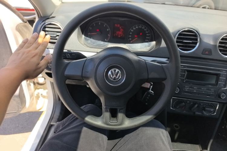 Used Volkswagen Jetta 2015 1.4L Manual Comfort Model Steering Wheel