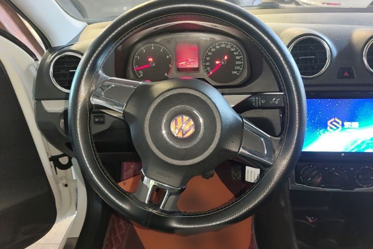 Used Volkswagen Jetta 2015 Value Edition 1.6L Manual Fashionable Style Steering Wheel