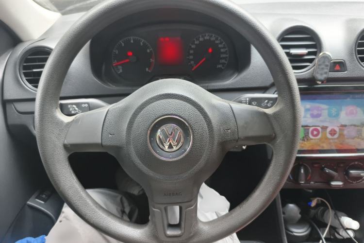 Used Volkswagen Jetta 2015 Value Edition 1.6L Manual Fashionable Style Steering Wheel
