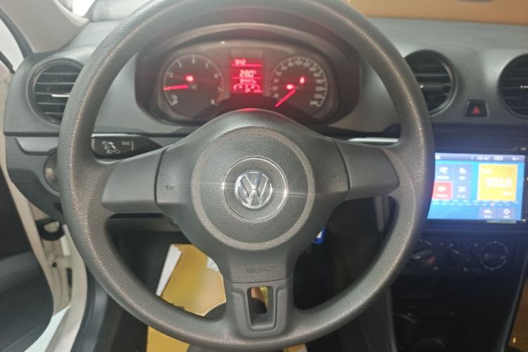 Used Volkswagen Jetta 2015 1.6L Manual Fashion Edition Steering Wheel