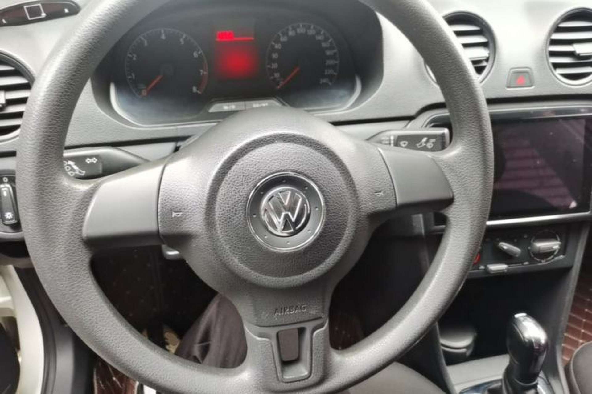 Used Volkswagen Jetta 2015 Value Edition 1.6L Automatic Fashion Version Steering Wheel