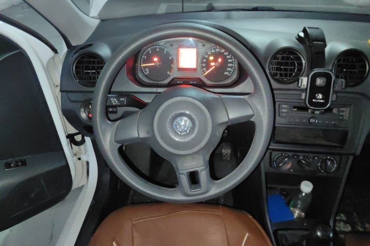 Used Volkswagen Jetta 2015 Value Edition 1.6L Manual Fashionable Style Steering Wheel