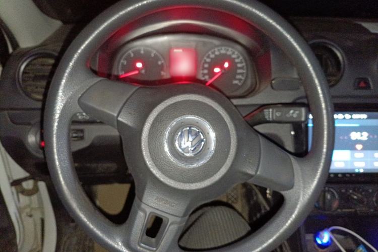 Used Volkswagen Jetta 2015 Value Edition 1.6L Manual Fashionable Style Steering Wheel