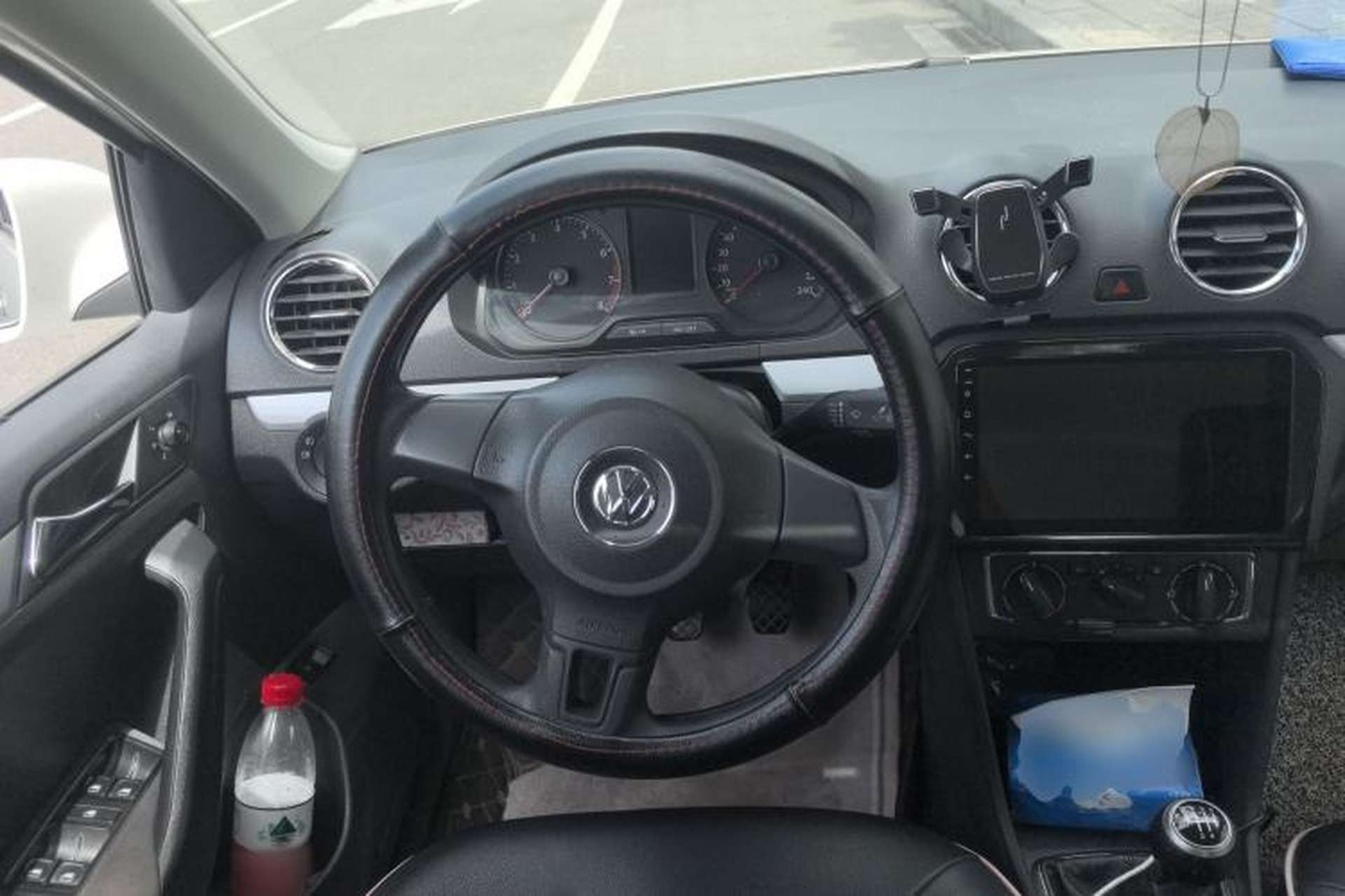 Used Volkswagen Jetta 2015 1.6L Manual Comfort Model Steering Wheel