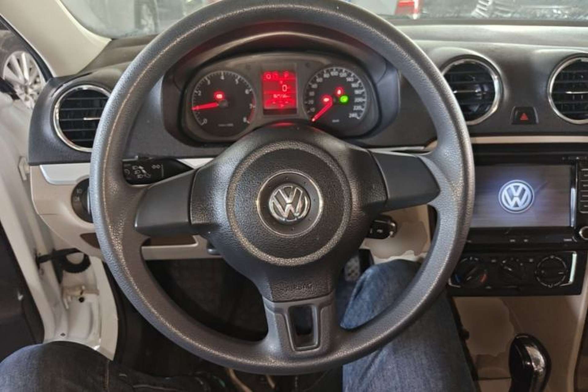 Used Volkswagen Jetta 2015 1.6L Automatic Comfort Model Steering Wheel