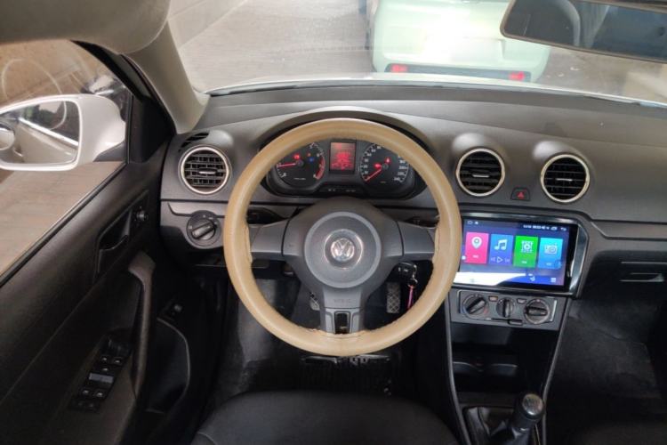 Used Volkswagen Jetta 2015 Value Edition 1.6L Manual Fashionable Style Steering Wheel