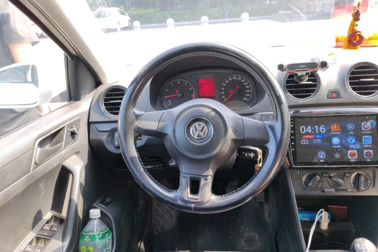 Used Volkswagen Jetta 2015 Value Edition 1.6L Manual Fashionable Style Steering Wheel