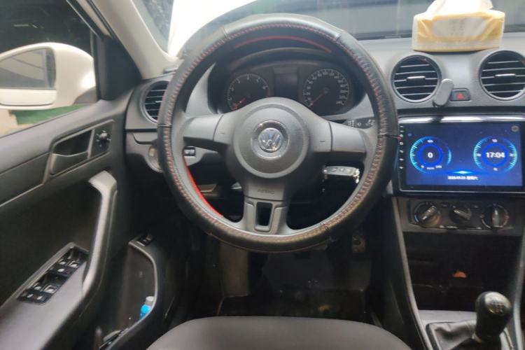 Used Volkswagen Jetta 2015 Value Edition 1.6L Manual Fashionable Style Steering Wheel