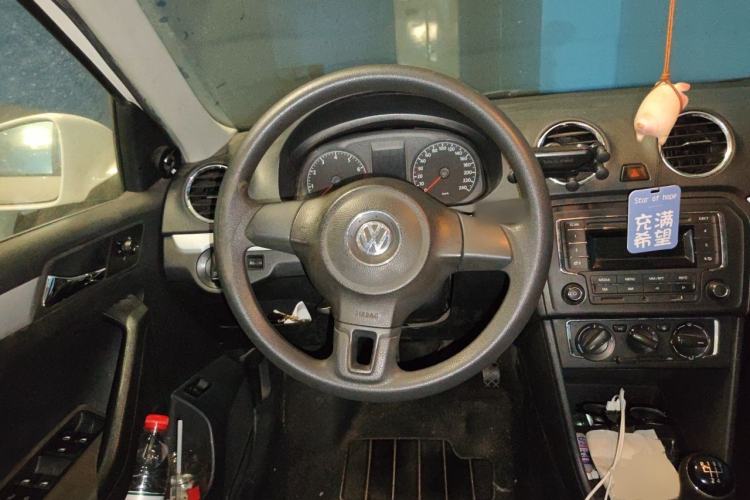 Used Volkswagen Jetta 2015 1.4L Manual Comfort Model Steering Wheel