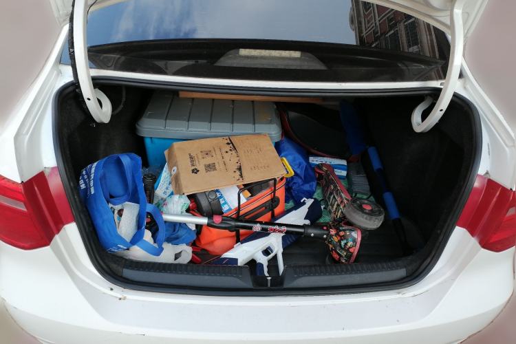 Used Volkswagen Jetta 2015 Zhuihui Edition 1.4L Manual Fashion Model Trunk