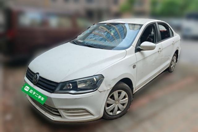 Ojetý Volkswagen Jetta 2015 1.6L Manual Fashion Edition