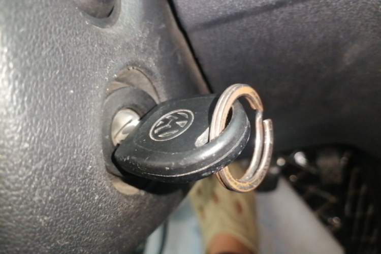 Used Volkswagen Jetta 2015 1.4L Manual Fashion Model Vehicle Key