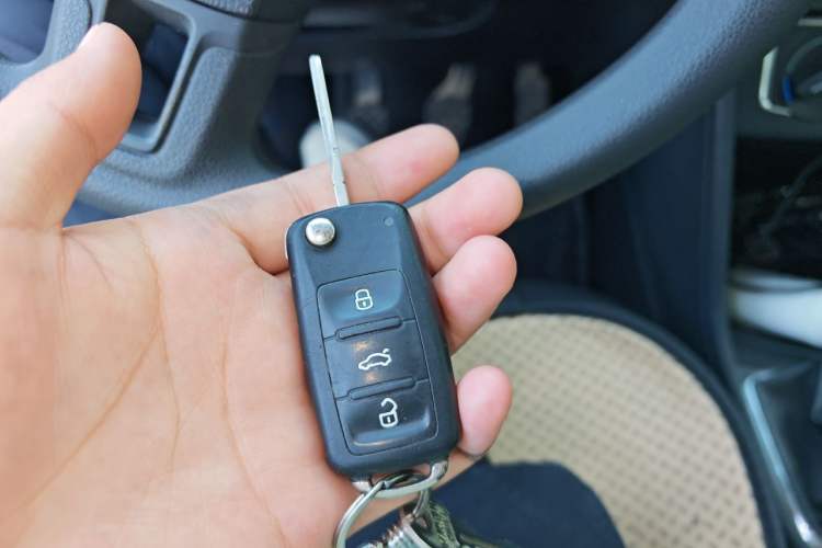 Used Volkswagen Jetta 2015 1.6L Manual Comfort Model Vehicle Key