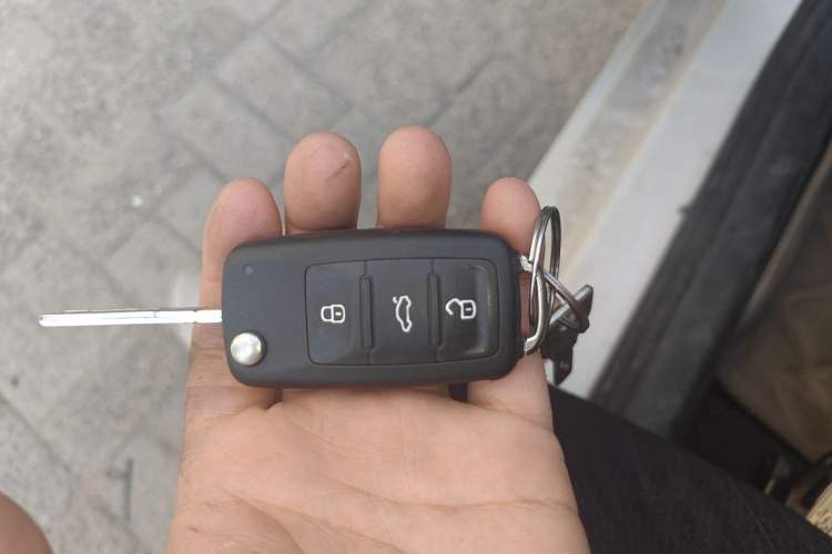 Used Volkswagen Jetta 2015 1.6L Automatic Comfort Model Vehicle Key