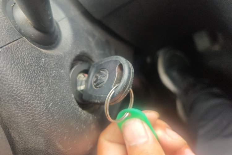 Used Volkswagen Jetta 2015 1.4L Manual Fashion Model Vehicle Key
