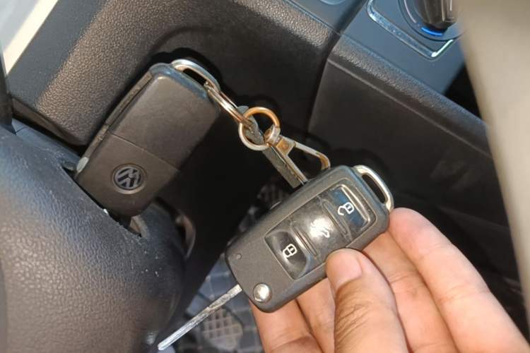 Used Volkswagen Jetta 2015 1.6L Manual Comfort Model Vehicle Key