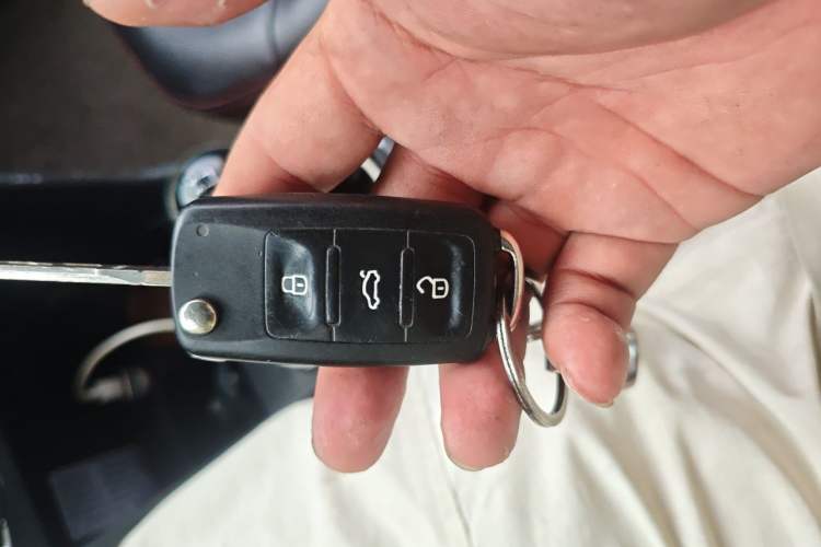 Used Volkswagen Jetta 2015 1.6L Manual Comfort Model Vehicle Key