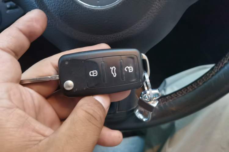 Used Volkswagen Jetta 2015 1.6L Automatic Comfort Model Vehicle Key