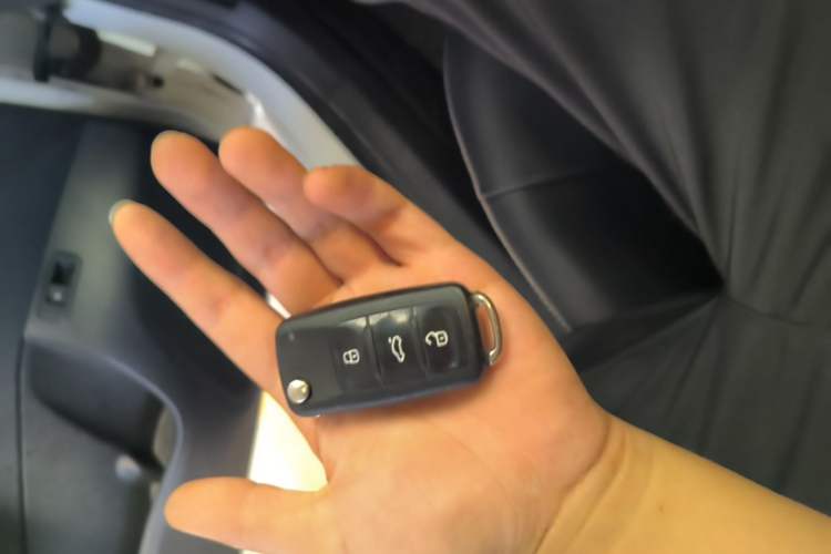 Used Volkswagen Jetta 2015 1.4L Manual Comfort Model Vehicle Key