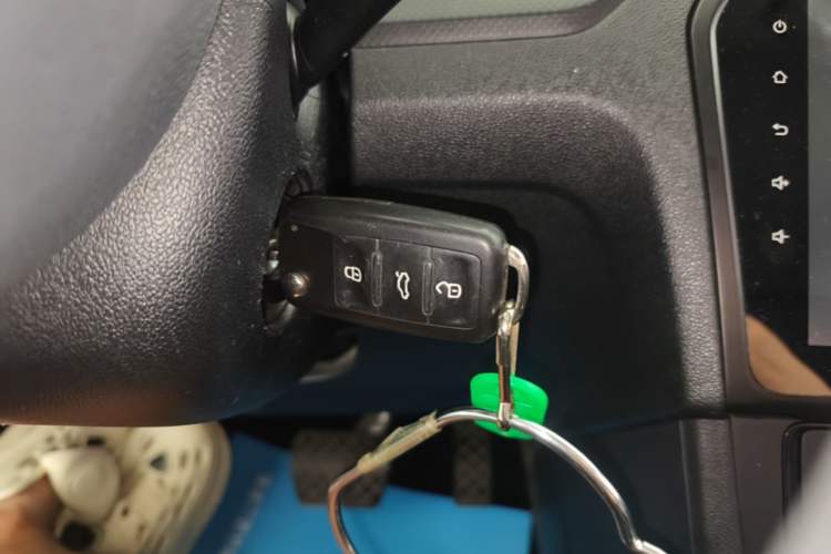 Used Volkswagen Jetta 2015 Value Edition 1.6L Automatic Fashion Version Vehicle Key