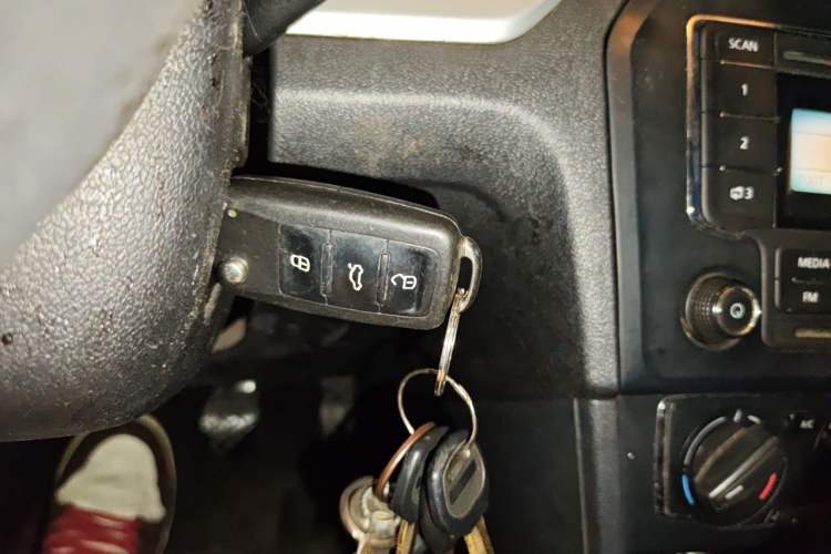 Used Volkswagen Jetta 2015 1.4L Manual Comfort Model Vehicle Key