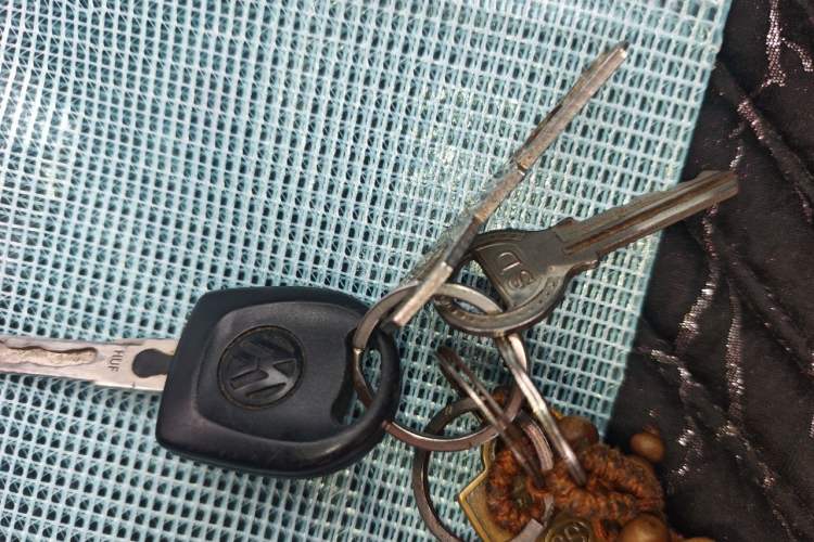 Used Volkswagen Jetta 2015 1.4L Manual Fashion Model Vehicle Key