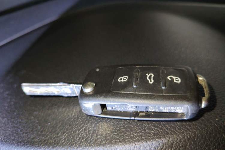 Used Volkswagen Jetta 2015 1.6L Automatic Comfort Model Vehicle Key