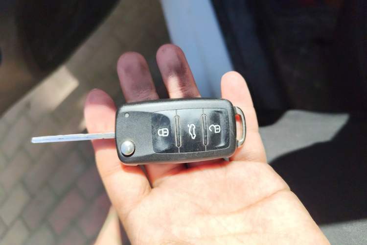 Used Volkswagen Jetta 2015 1.6L Automatic Comfort Model Vehicle Key