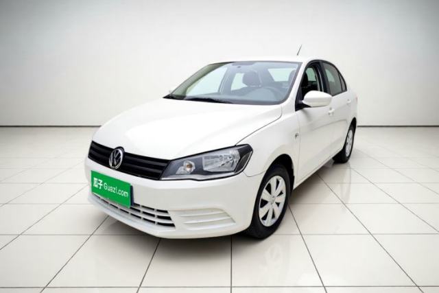 Ojetý Volkswagen Jetta 2015 1.6L Automatic Fashion Model