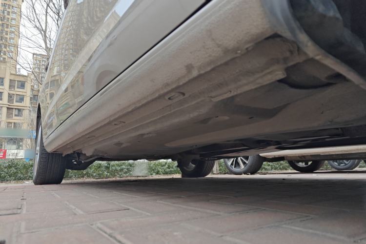Used Volkswagen Jetta 2015 Zhihui Edition 1.4L Manual Comfort Model Chassis Front Right