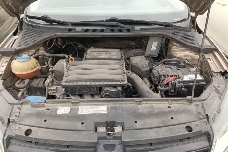 Used Volkswagen Jetta 2015 Value Edition 1.6L Automatic Fashion Version Engine Bay